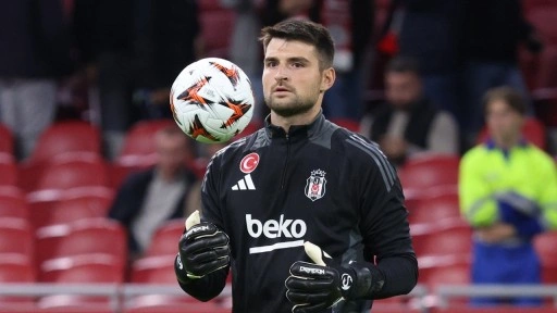 Beşiktaş Ersin Destanoğlu'nun sakatlandığını açıkladı