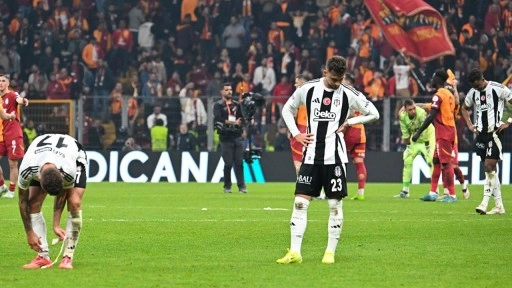 Beşiktaş, ligdeki ilk mağlubiyetini derbide yaşadı