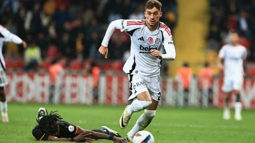 Beşiktaş'ta iki futbolcu ayrılmak istiyor!