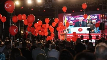 Binlerce Konyalı 15 Temmuz'da Mevlana Meydanı'nda buluştu