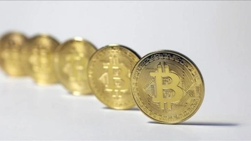 Bitcoin'de yüzde 25'lik düşüş: Yatırımcılar endişeli