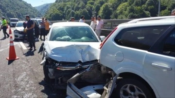 Bolu'da zincirleme kaza! 18 araç birbirine girdi, ortalık savaş alanına döndü