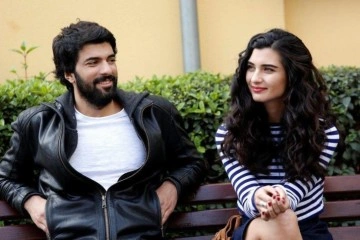 Bomba iddia: Tuba Büyüküstün ve Engin Akyürek aşk yaşamaya başladı