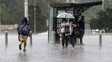 Bu kez çok kuvvetli geliyor! Meteoroloji'den 32 il için sarı ve turuncu kodlu uyarı