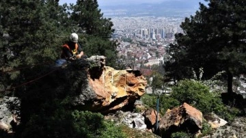 Bursa'yı tehdit eden dev kayalar tehlike olmaktan çıktı