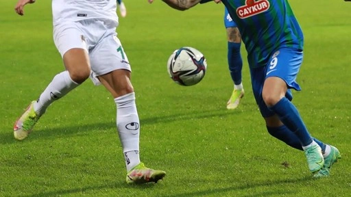 Çaykur Rizespor'da o isim ile yollar ayrıldı