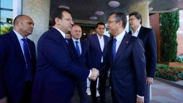 CHP lideri Özgür Özel'den İBB Başkanı Ekrem İmamoğlu'na ziyaret