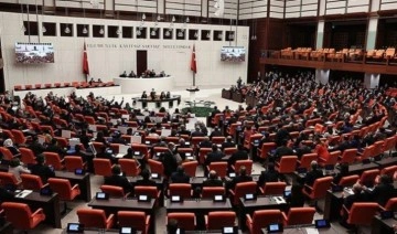 CHP, Türkiye'ye sokulduğu iddia edilen ruhsatsız ilaçları Meclis gündemine taşıdı