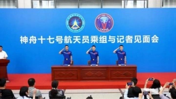 Çin'in Shenzhou-17 Mürettebatı Basının Karşısına Çıktı!
