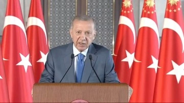 Cumhurbaşkanı Erdoğan Kahramanmaraş'ta temel atma töreninde konuşuyor (CANLI)