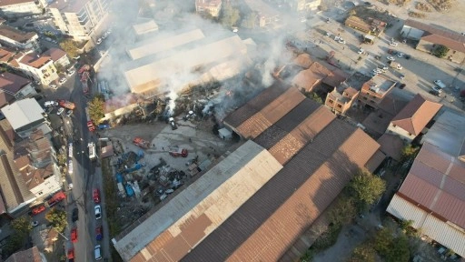 Denizli'de metal fabrikasında yangın