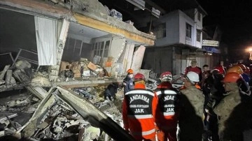 Deprem bölgesinde 17 günde 4 aylık deprem! Afet bölgesi ilan edildi