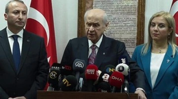 Devlet Bahçeli erken seçim tartışmalarına bir kez daha nokta koydu! İşte verdiği tarih