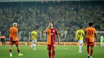 Dries Mertens ligdeki 3. golünü Fenerbahçe'ye attı