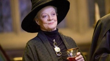 Dünyaca ünlü aktris Maggie Smith hayatını kaybetti