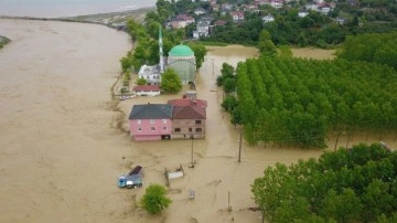 Düzce'de selden etkilenen ailelere 5'er bin liraya kadar destek verilecek!