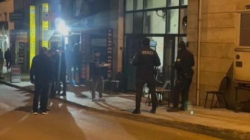 Elazığ'da kıraathaneye ateş açıldı: 2 yaralı