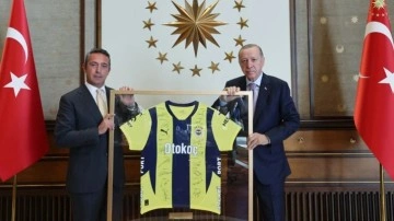 Erdoğan, Fenerbahçe Başkanı Ali Koç'u makamında kabul etti