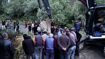 Erzurum'da sel! Heyelan meydana geldi, zor anlar yaşattı