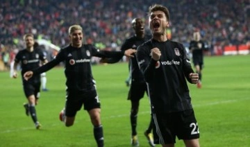 Eski Beşiktaşlı futbolcu Adem Ljajic Süper Lig'e geri döndü!