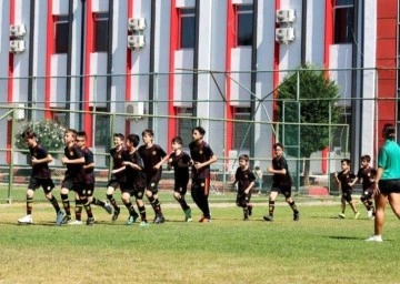 Eskişehirspor Fabrika Futbol Okulu'nda Yaz Dönemi Başladı