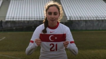 Eskişehirsporlu kadın futbolcuya mili takım daveti!
