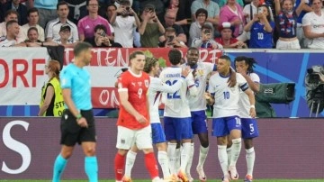 Fransa, Avusturya'yı tek golle geçti
