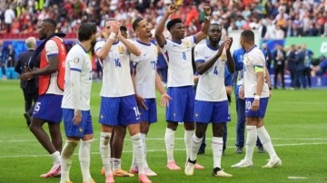 Fransa çeyrek final biletini tek golle kaptı