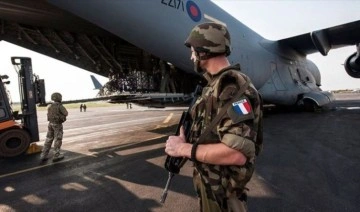 Fransa'dan Orta Afrika Cumhuriyeti adımı: Son askeri birliğini çekti