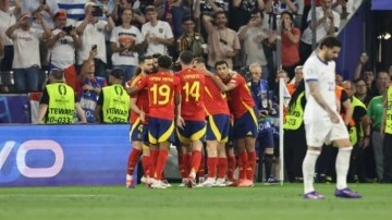 Fransızların gözü yaşlı! İspanya, EURO 2024'te finalde