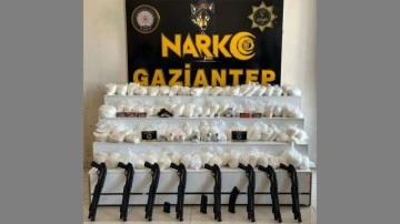 Gaziantep'te 83 kilo 700 gram sentetik uyuşturucu ele geçirildi