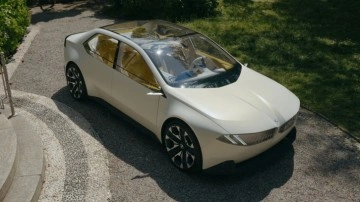 Gelecekten gelmiş gibi: BMW, elektrikli konseptiyle büyüledi