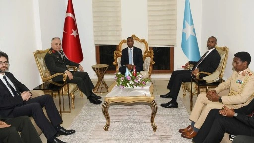 Genelkurmay Başkanı Gürak'tan Somali'ye ziyaret