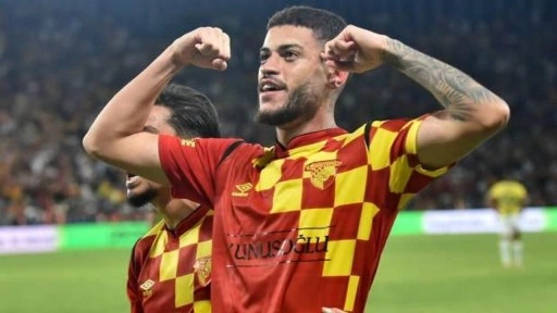 Göztepe açıkladı! Romulo'dan 3 yıllık imza