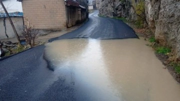 Hakkari'de karla karışık yağmur etkili olmaya başladı