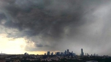 Hazırlıklı olun! İstanbul'da yarın hava bir anda değişecek, megakenti "oraj" vuracak