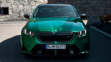 Her Anlamda Daha da Gelişmiş 2025 BMW M5 Tanıtıldı