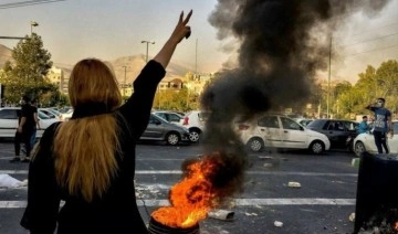 IHR, İran'da yaşamını yitiren gösterici sayısının 476'ya yükseldiğini duyurdu