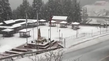 Ilgaz Dağı'nda nisan ayında kar sürprizi
