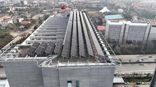 İŞKUR, tükettiği elektrikte güneşten faydalanıyor