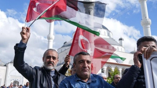 İstanbul'da Hamas lideri Sinvar için gıyabi cenaze namazı kılındı