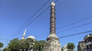 İstanbul'un tarihine tanıklık eden Çemberlitaş sütunu 1700 yıldır ayakta