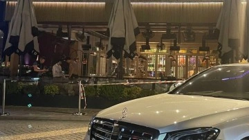 İstanbul'da AVM'de silahlı çatışma: İki grup birbirine girdi, yaralılar var!