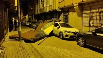 İstanbul'da fırtına ve sağanak etkili oluyor