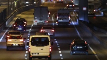 İstanbul'da trafik yoğunluğu yüzde 90 olarak ölçüldü