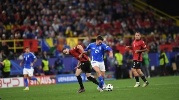 İtalya geriye düştüğü maçta Arnavutluk'u devirdi!