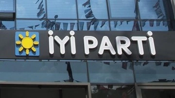 İYİ Parti'de 4 ilçe başkanı görevden alındı