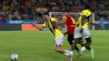 İzmir'de tartışmalı pozisyonlar! Gol iptal edildi, penaltı gündem oldu