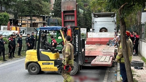 Kağıthane'de tamir ettiği TIR rampasının altında kalarak öldü