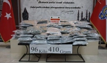 Kapıkule’de çöpe atılan valizlerden 30 milyon liralık uyuşturucu çıktı